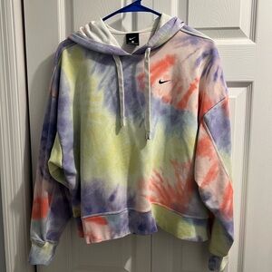 Nike cropped hoodie